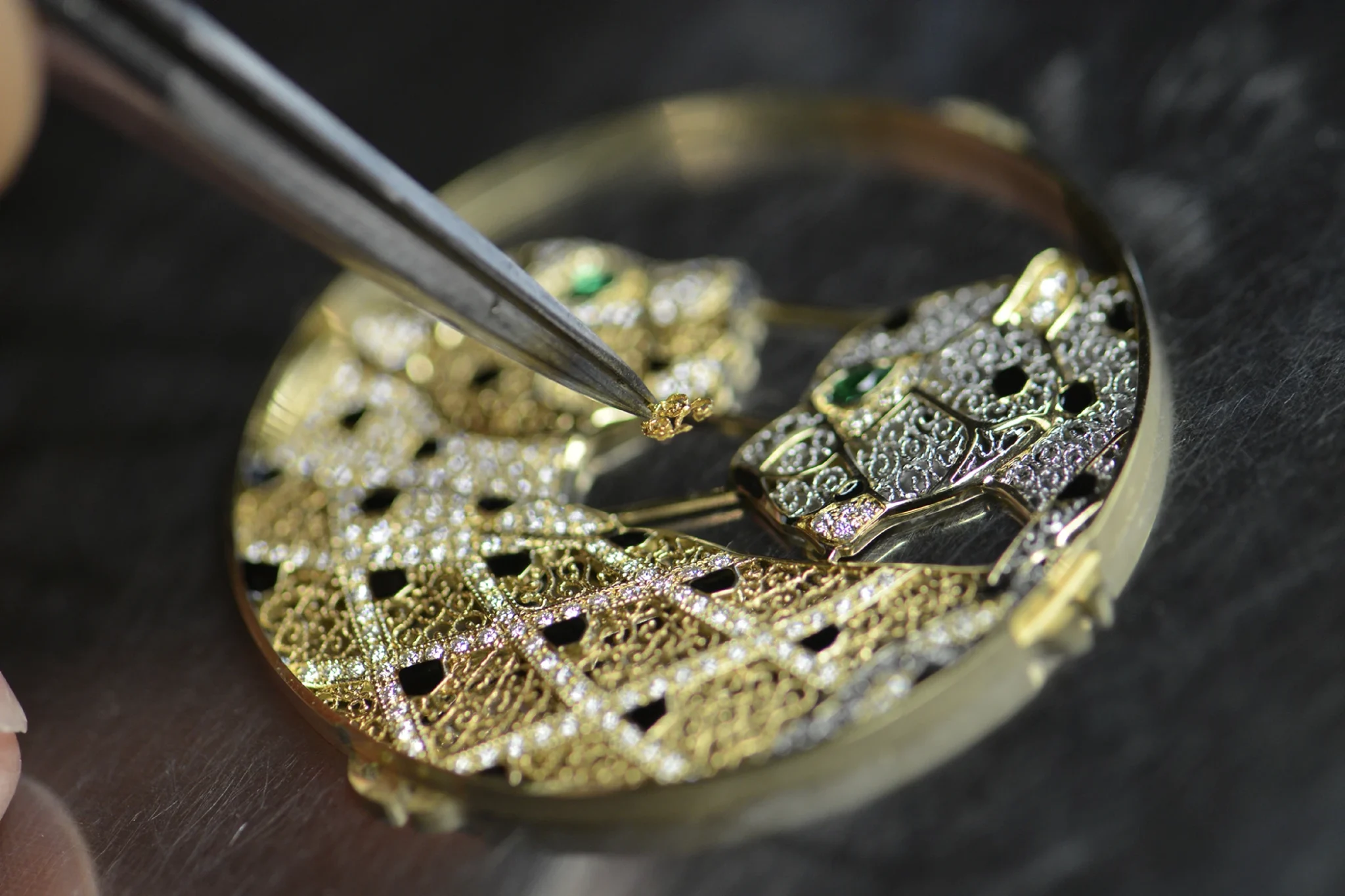 maison-des-metiers-d-art-decorating-of-the-dial