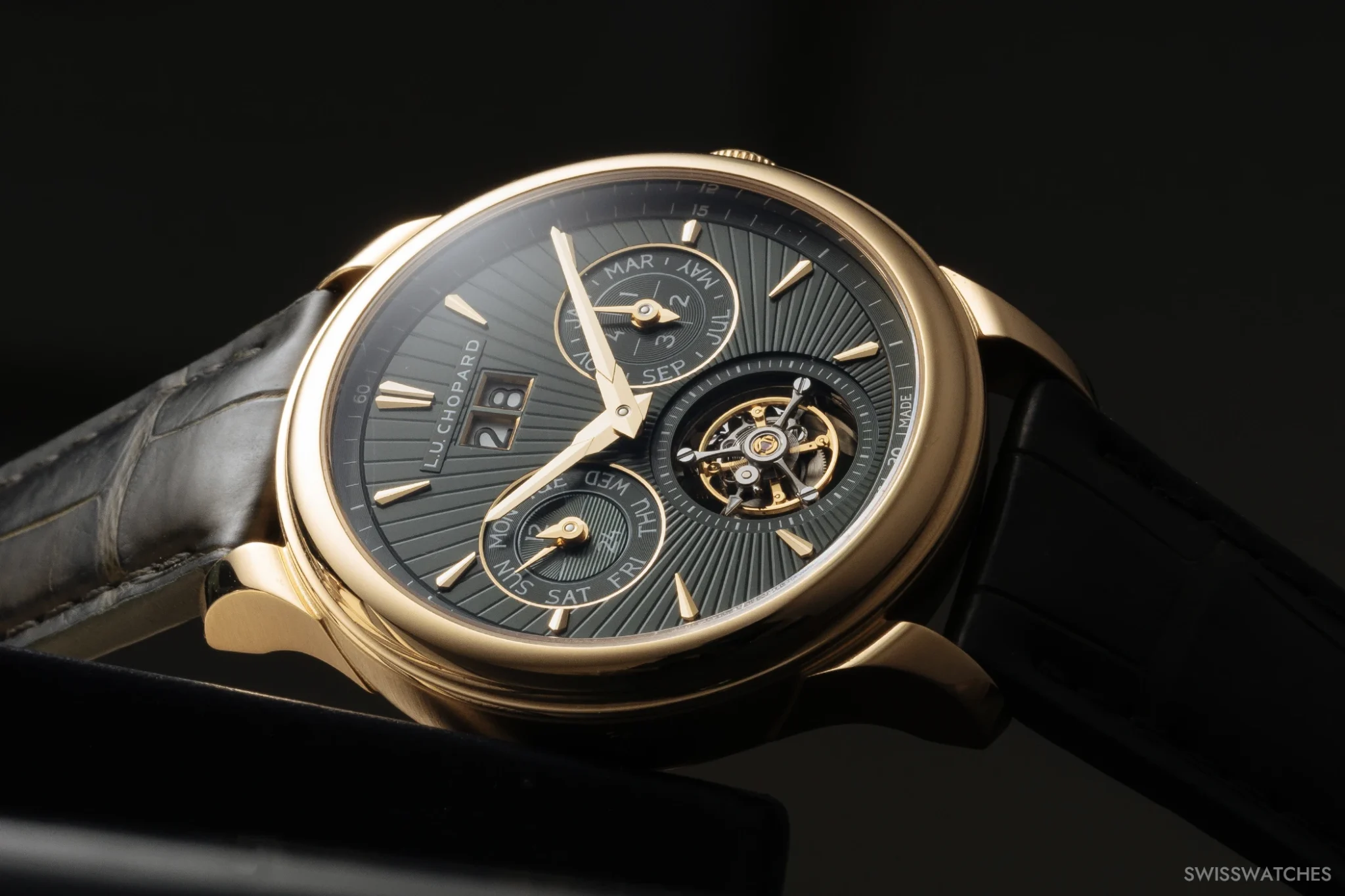 chopard-luc-flying-t-twin-perpetual-case
