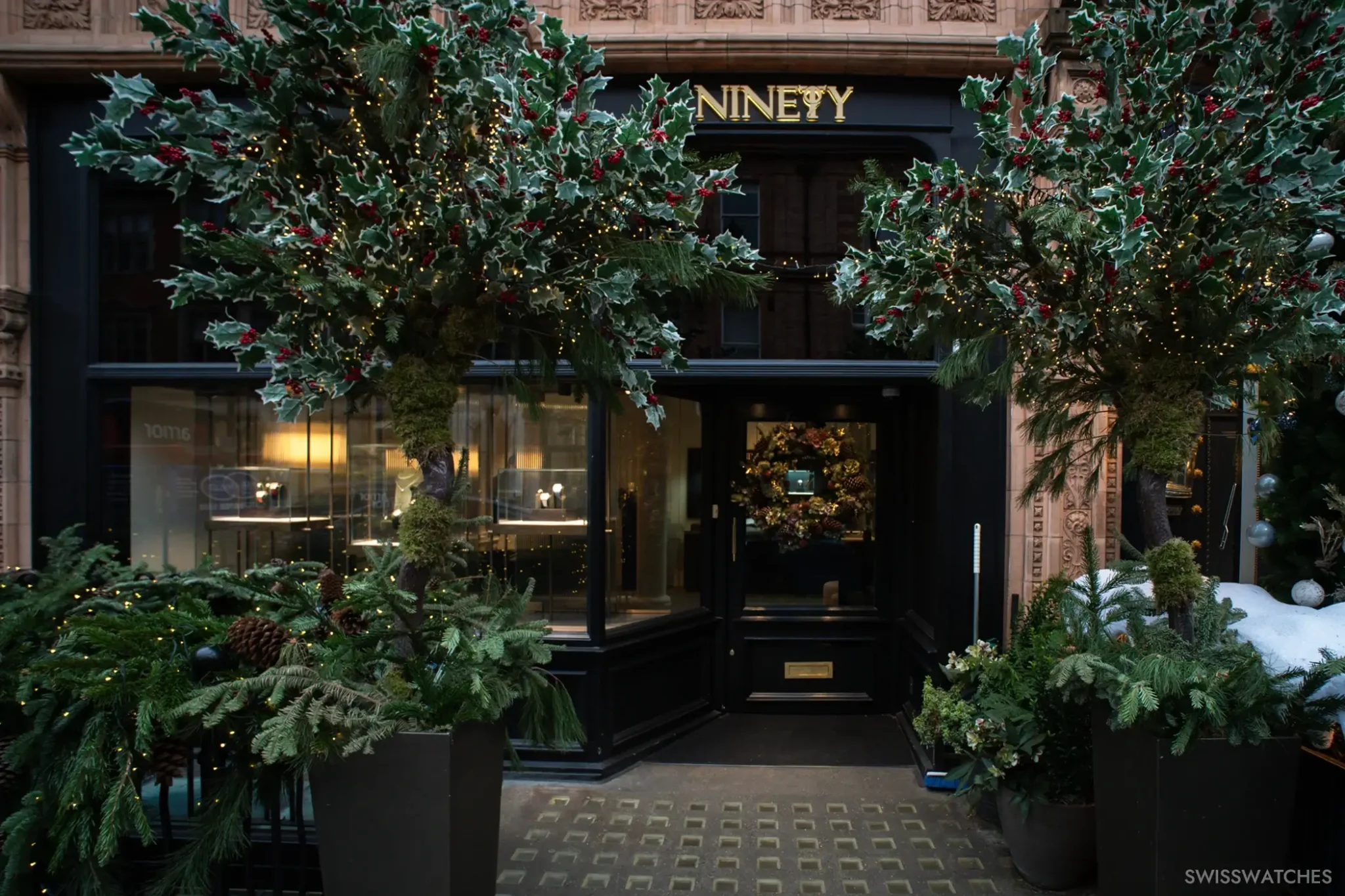 ninetywatchesandjewellery-london-richard-mille-certified-pre-owned-boutique-exterior-view-3