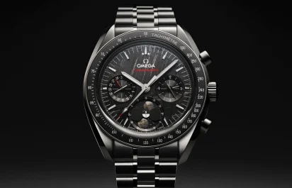 omega-speedmaster-moonphase-meteorite-30430435201001-front