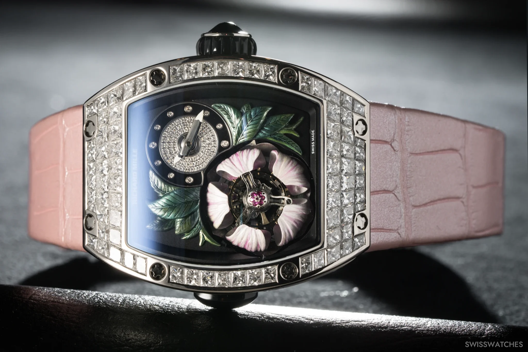 richard-mille-rm-19-02-tourbillon-fleur-dial-close-up