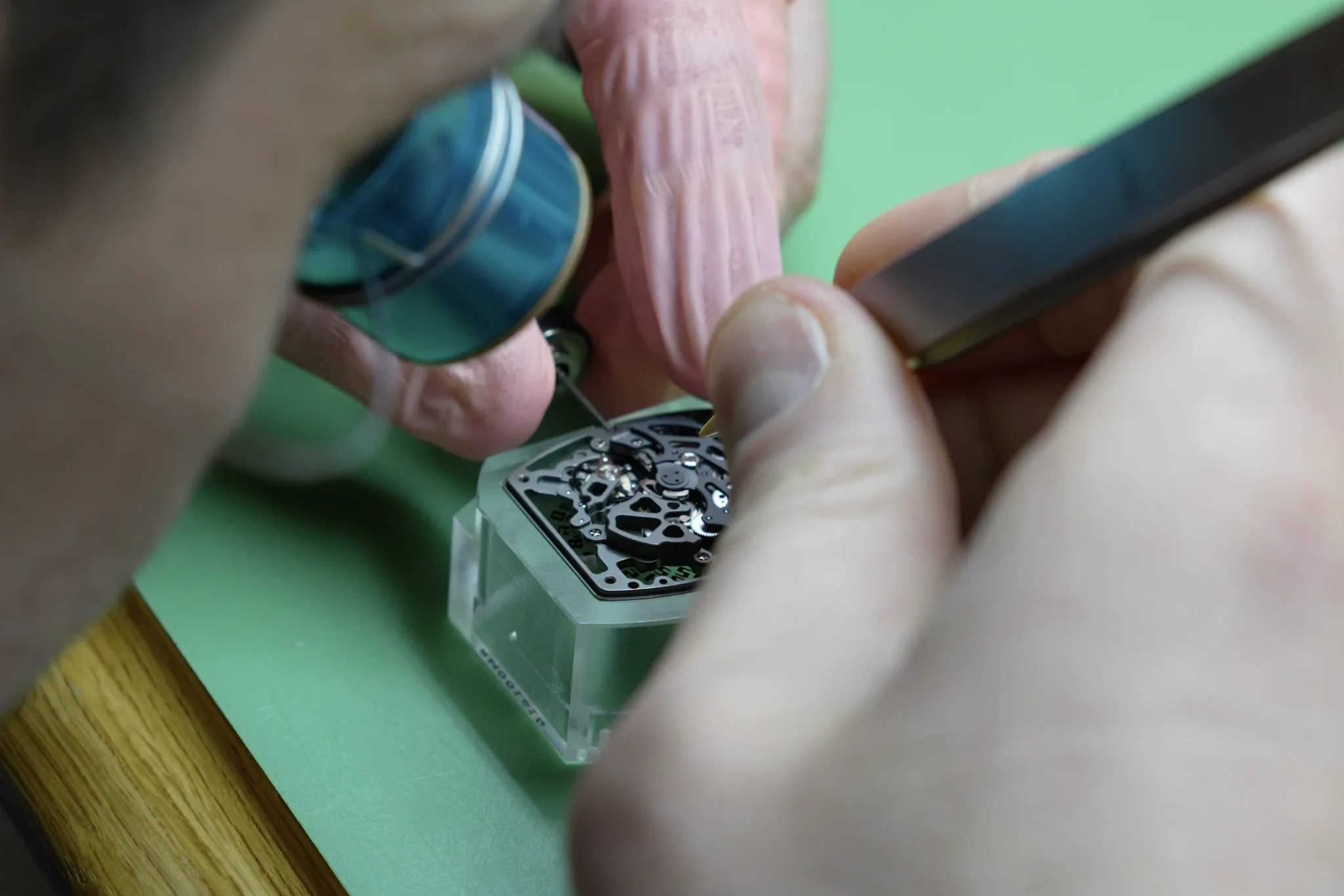 service-watchmaker-2