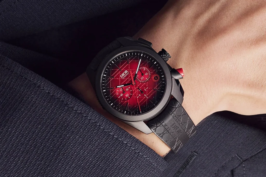 Dior 赤 ラバーバンド クロノグラフ腕時計 Dior Chiffre Rouge: More Than A Fashion Watch? - Swisswatches Magazine