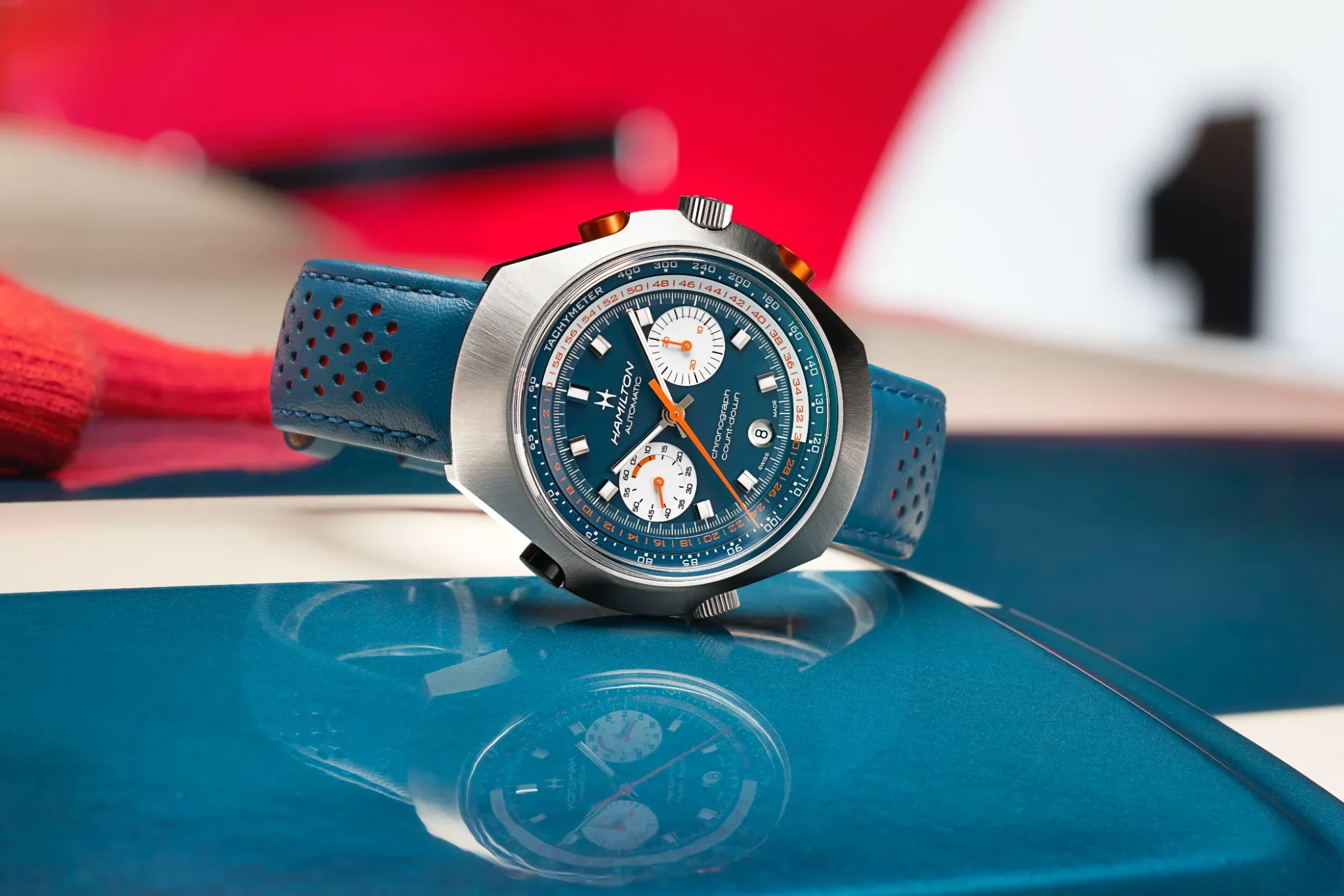 hamilton-chrono-matic-50-auto-chrono-limited-edition-50h51606640-lifestyle