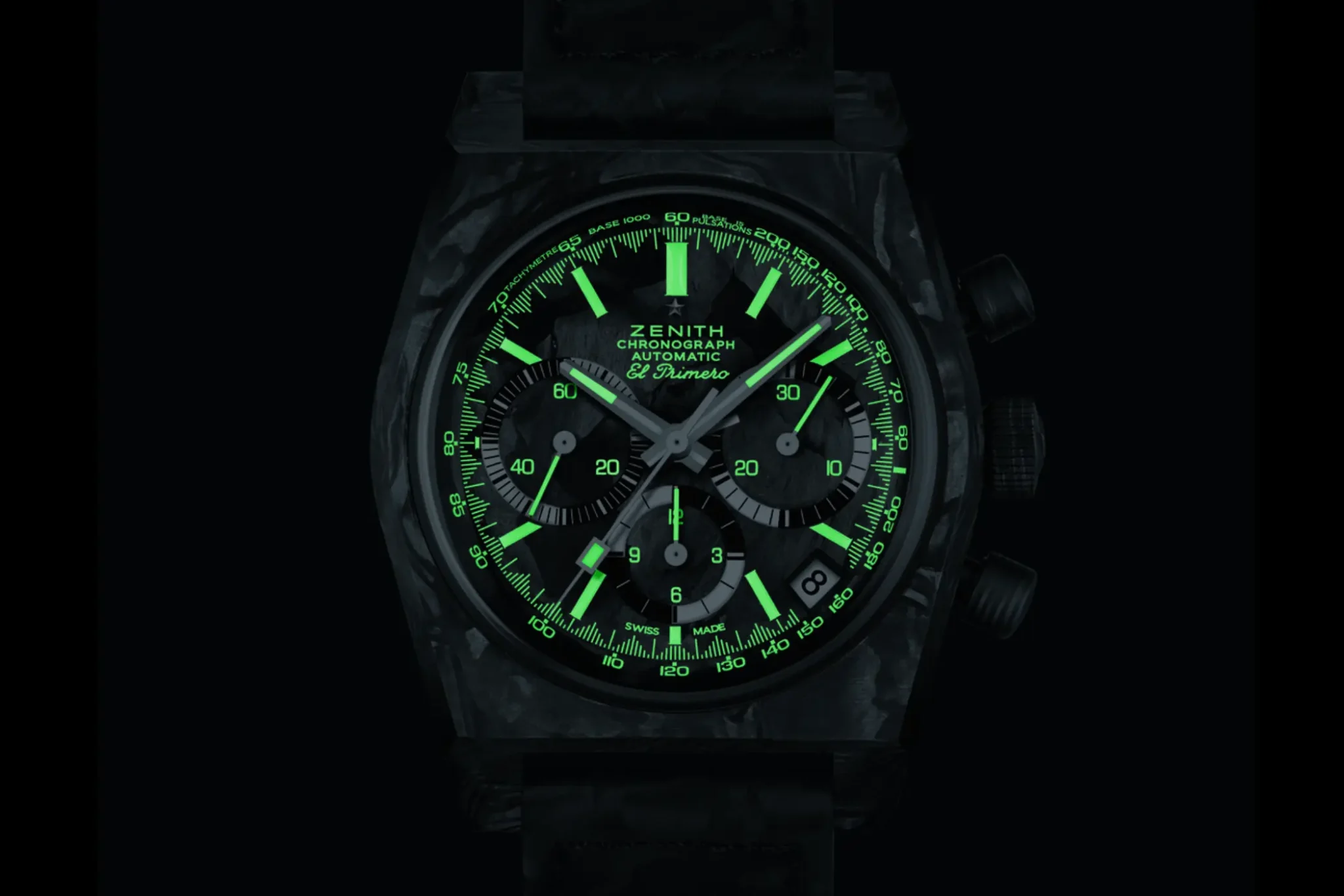 zenith-chronomaster-revival-cover-girl-carbon-revolution-a381840021r100-lume
