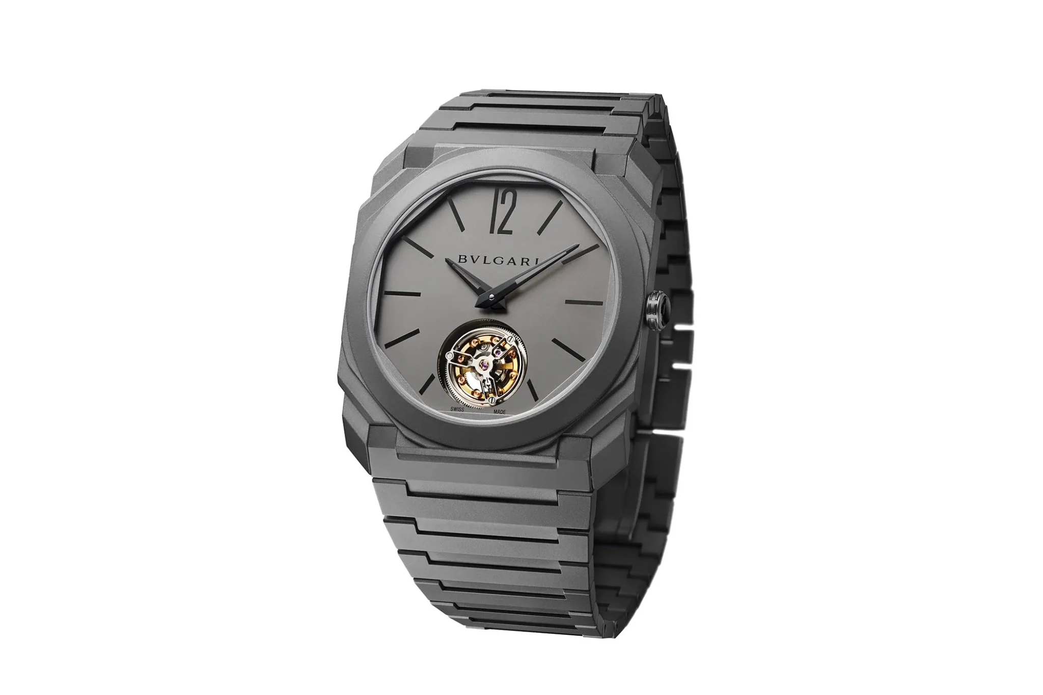 Bulgari presents the thinnest watch in the world, setting a new record