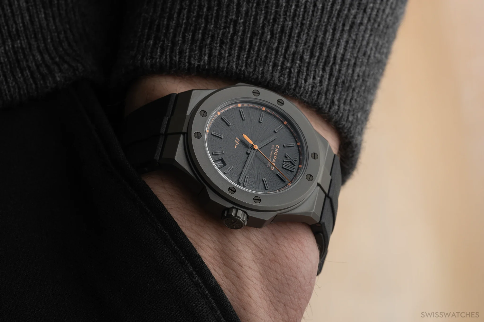 chopard-alpine-eagle-41-sl-cadence-8hf-ref-298600-3028-on-the-wrist-4