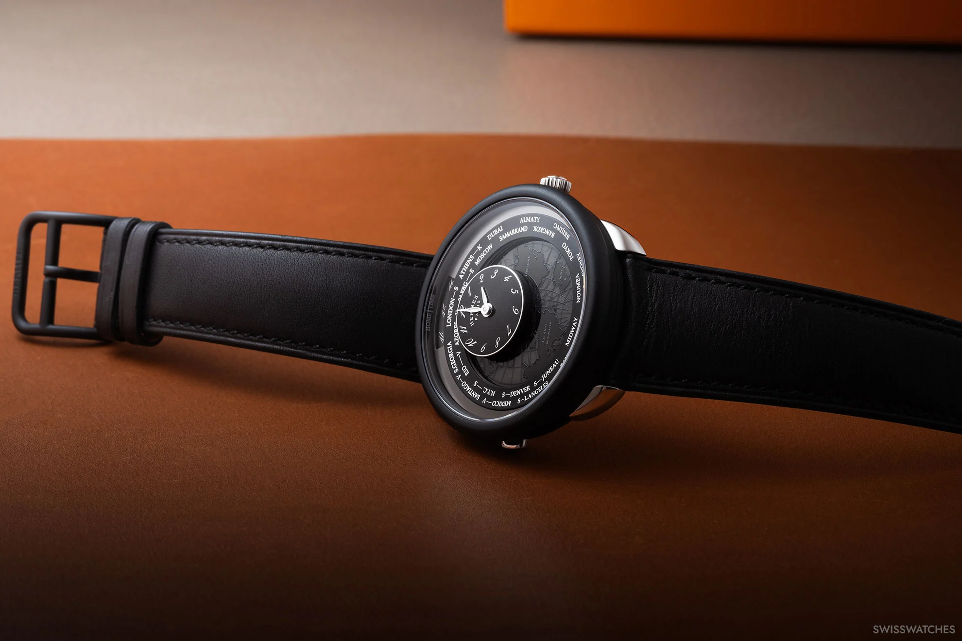 hermes-arceau-le-temps-voyageur-winner-of-gphg-2022