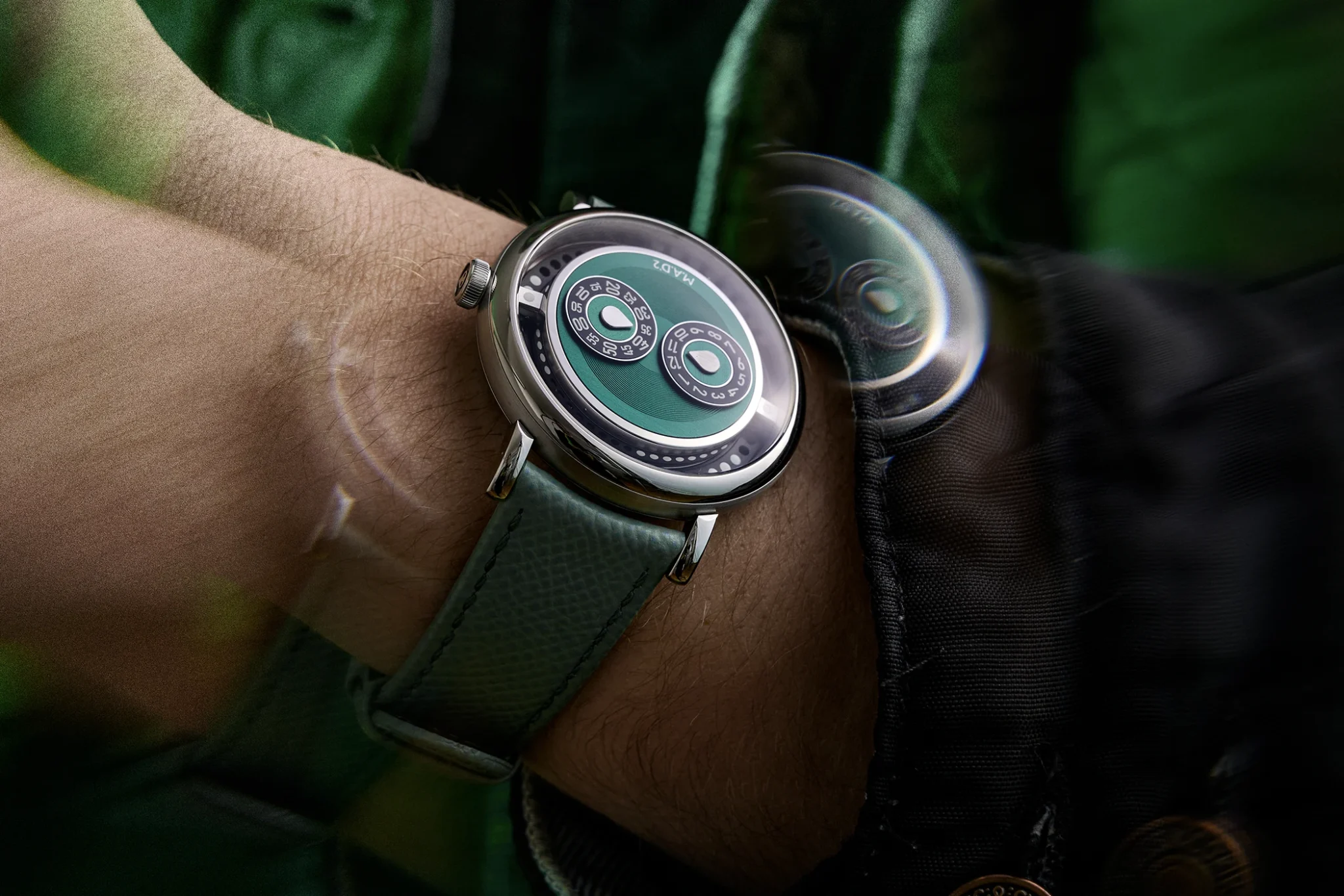 mad-2-green-on-the-wirst