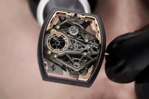 richard-mille-rm-43-01-tourbillon-split-seconds-chronograph-ferrari-titanium-dial-6