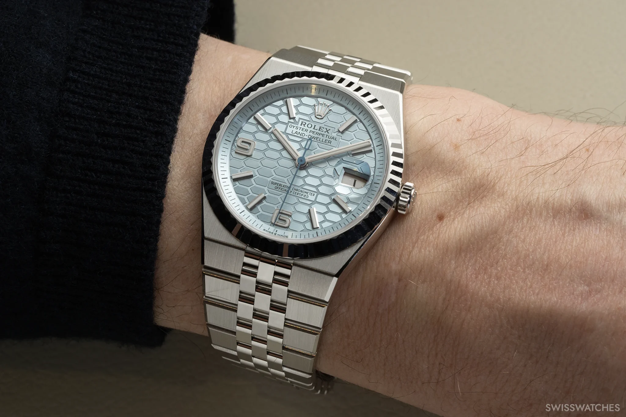 rolex-land-dweller-40-ref-127336-on-the-wrist