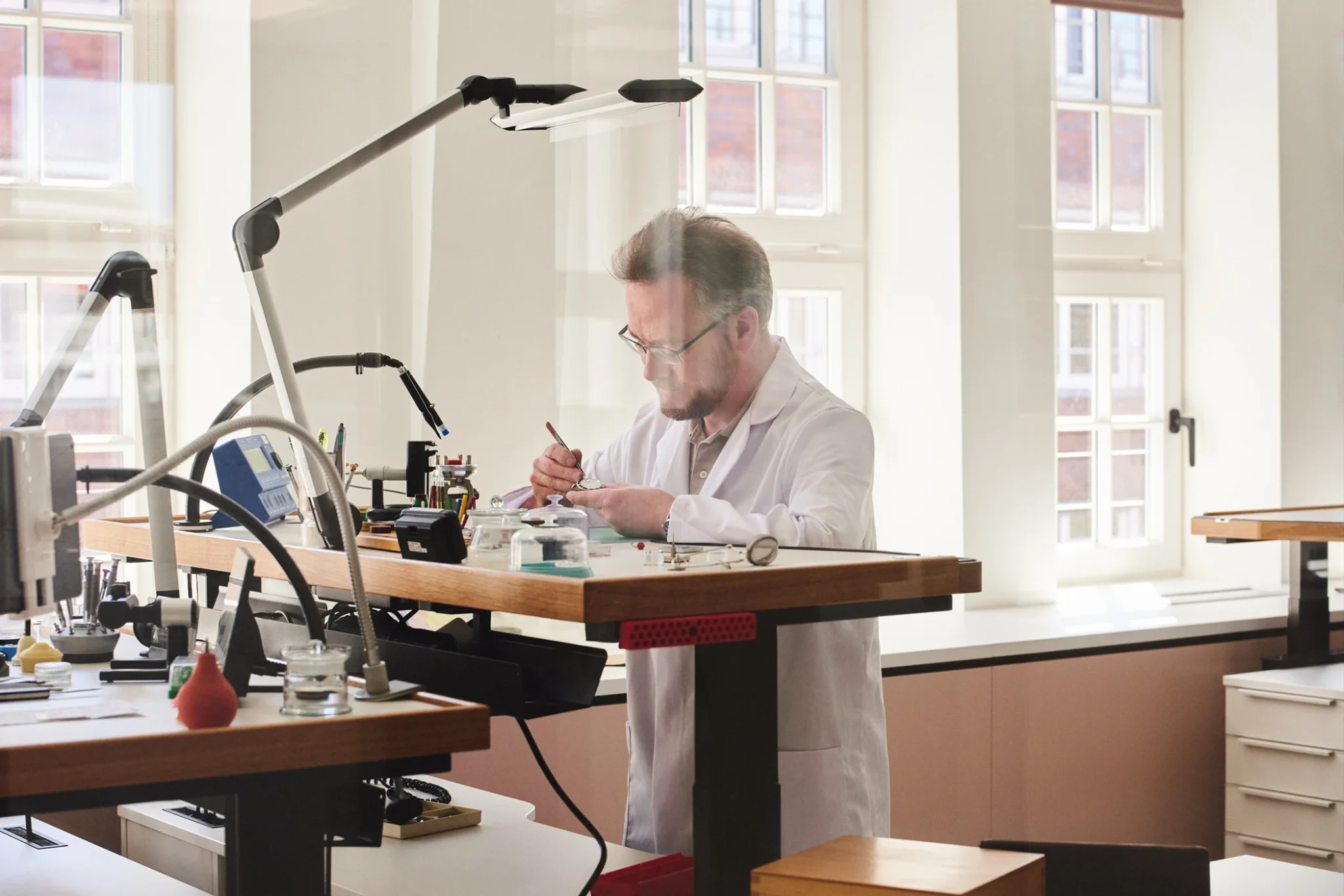 The Wempe Stubbenhuk Watch Workshop with a Watchmaker