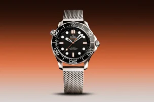 The Omega Diver 300M in orange, reference 210.32.42.20.01.018.