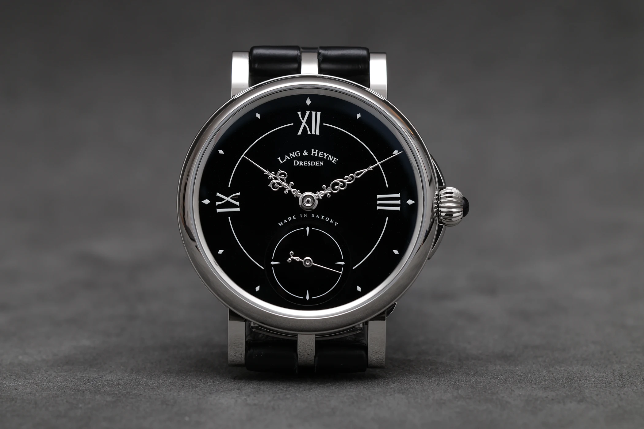 The new dial of the Lang & Heyne Friedrich III Manufacture Edition (view 6).