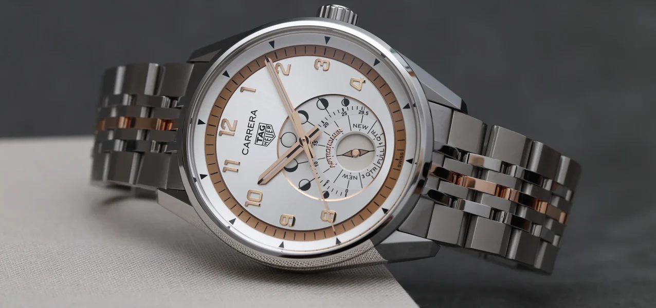 The TAG Heuer Carrera Astronomer Ref. WBX2111.BD0002 frontal view.