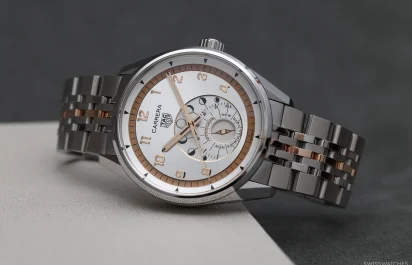 The TAG Heuer Carrera Astronomer Ref. WBX2111.BD0002 frontal view.