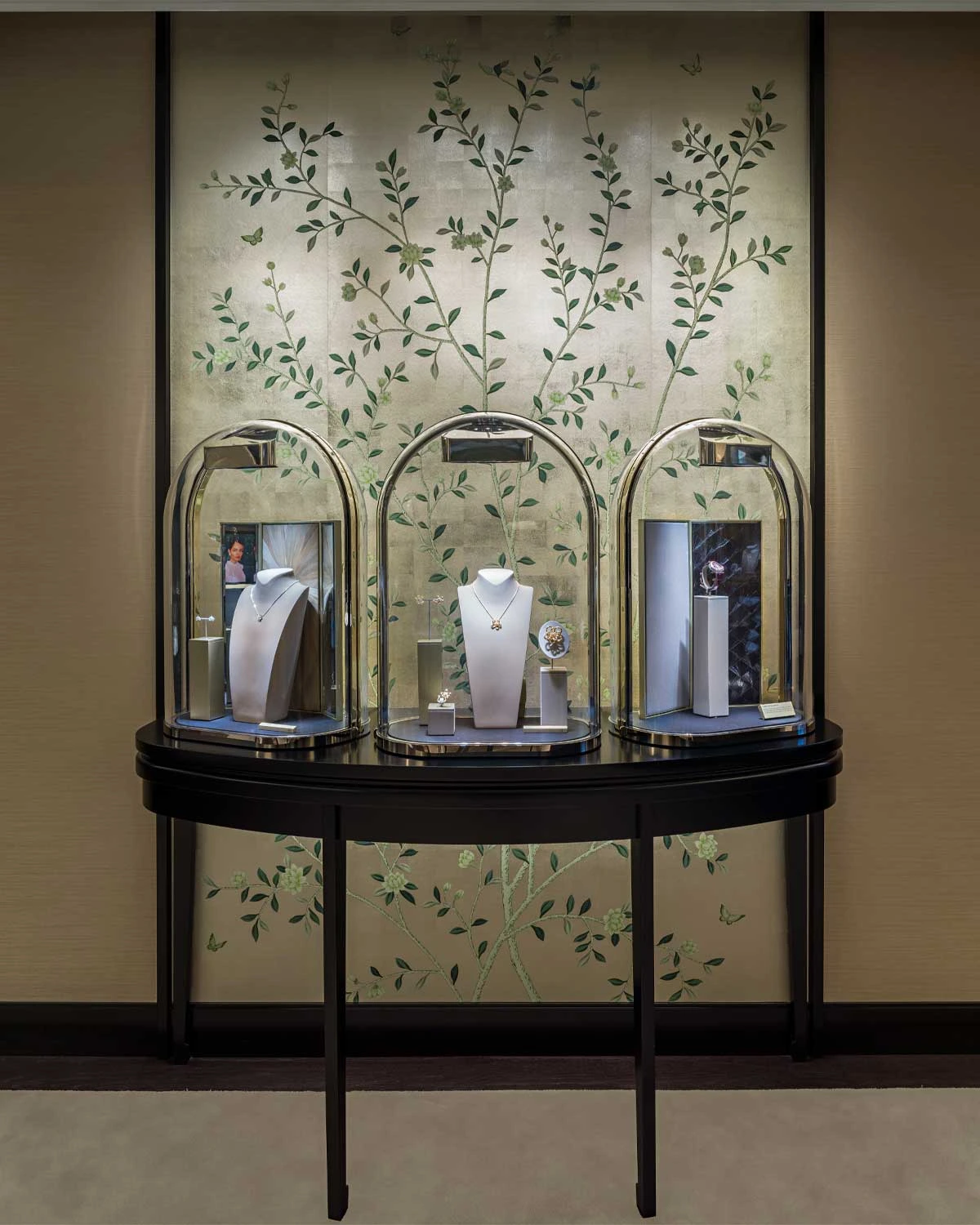 Van Cleef & Arpels boutique in Hamburg