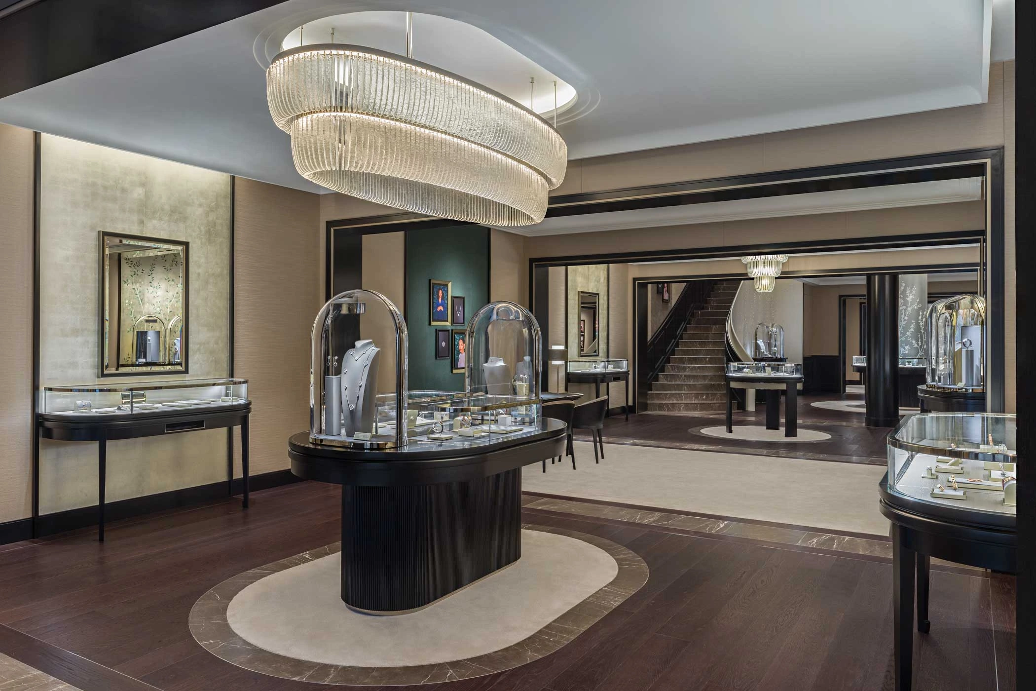 Boutique von Van Cleef & Arpels in Hamburg innen
