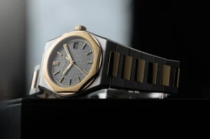The Girard-Perregaux Laureato Fifty Ref. 81008-63-3412-1CM from the side.