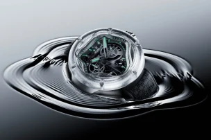 The Hublot MP-17 Meca-10 Arsham Splash Titanium Sapphire is surrounded by water