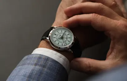 The Patek Philippe and Kutter 1825 Calatrava Weekly Calendar Ref. 5212A-012 on the wrist.
