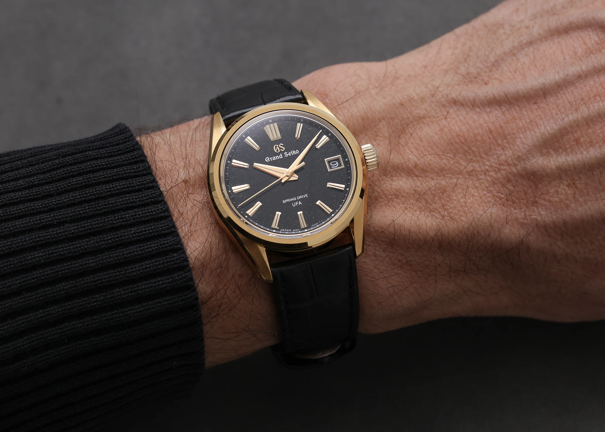 The Grand Seiko Evolution 9 collection SLGB006 Ice Forest at Dawn on the wrist.