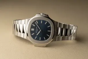Die Patek Philippe Nautilus Ref. 5610/1P-001.