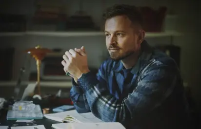 Porträt von Rexhep Rexhepi, einem unabhängigen Uhrmacher aus Genf