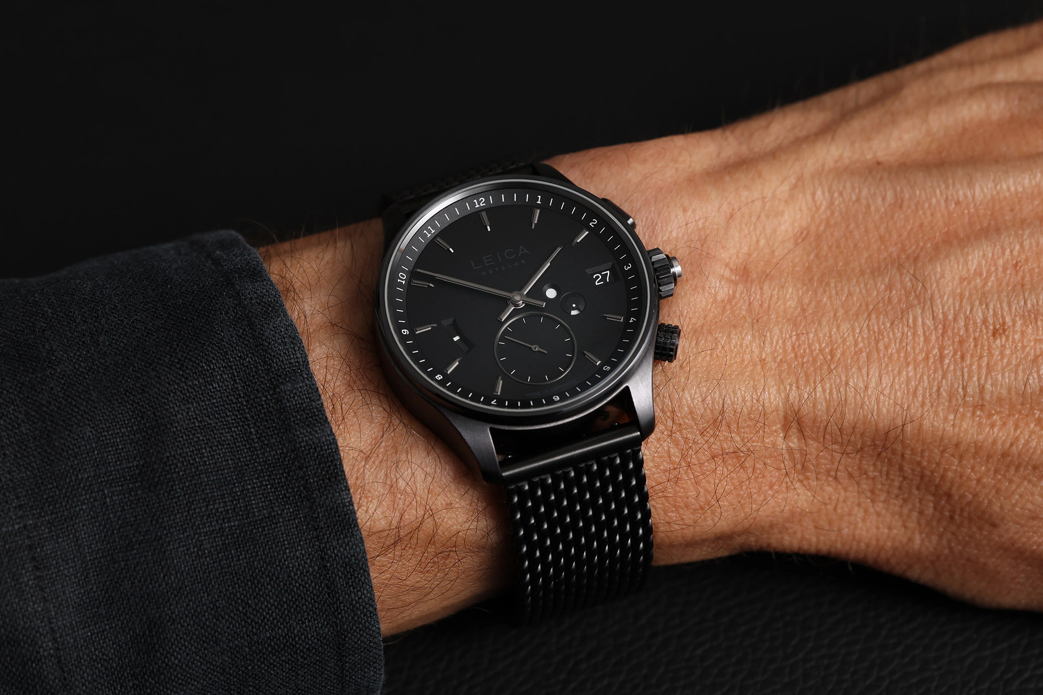 Leica Watch ZM 2 Monochrom - Wristshot