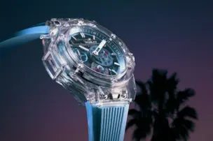 Hublot Big Bang Sapphire Sky Blue, side view