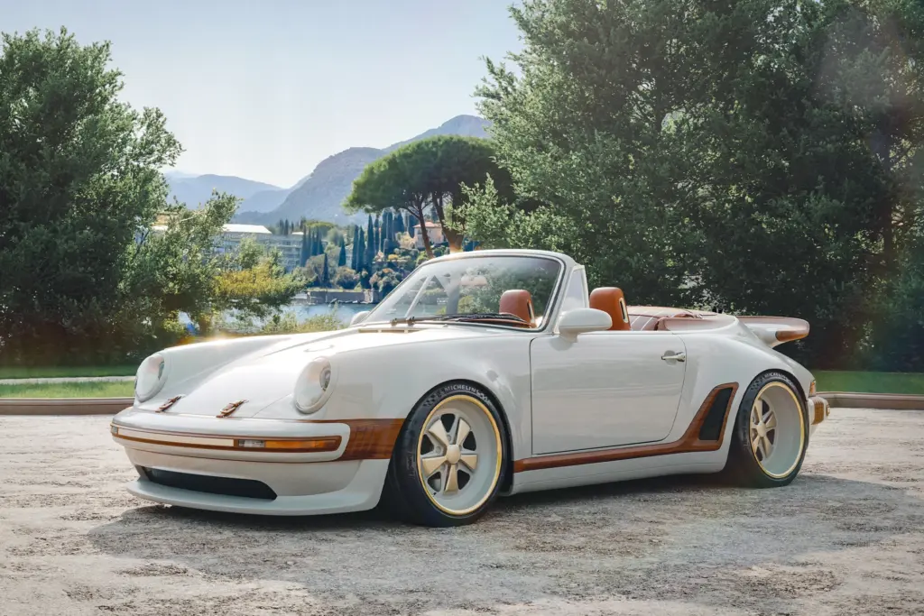 A Singer x Louis Vuitton Porsche 911 Classic Turbo Droptop is shown from the front and side.