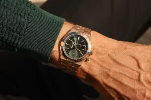 The Vacheron Constantin Overseas Dual Time reference 7920V/210R-B965.
