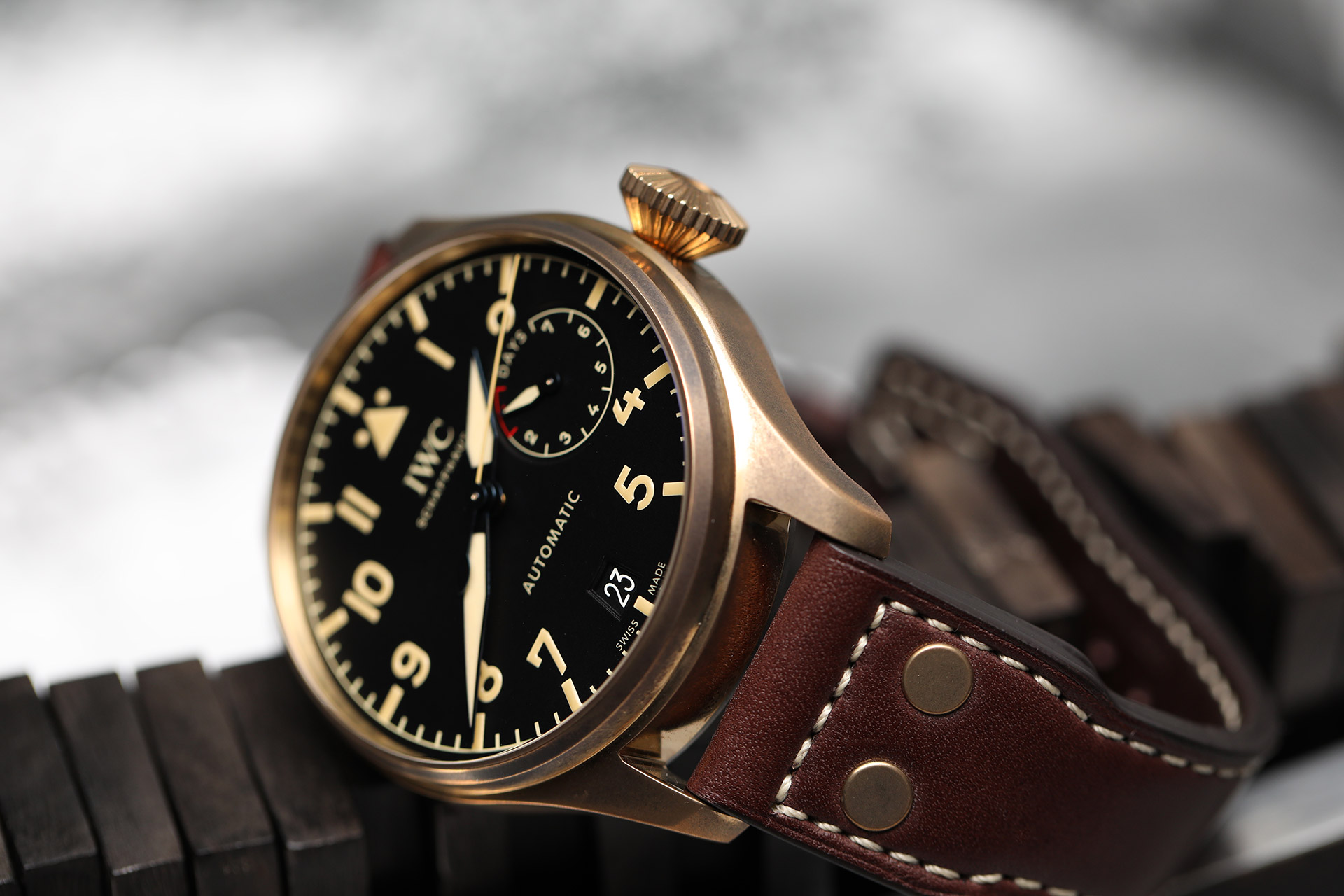 Big clearance pilot bronze