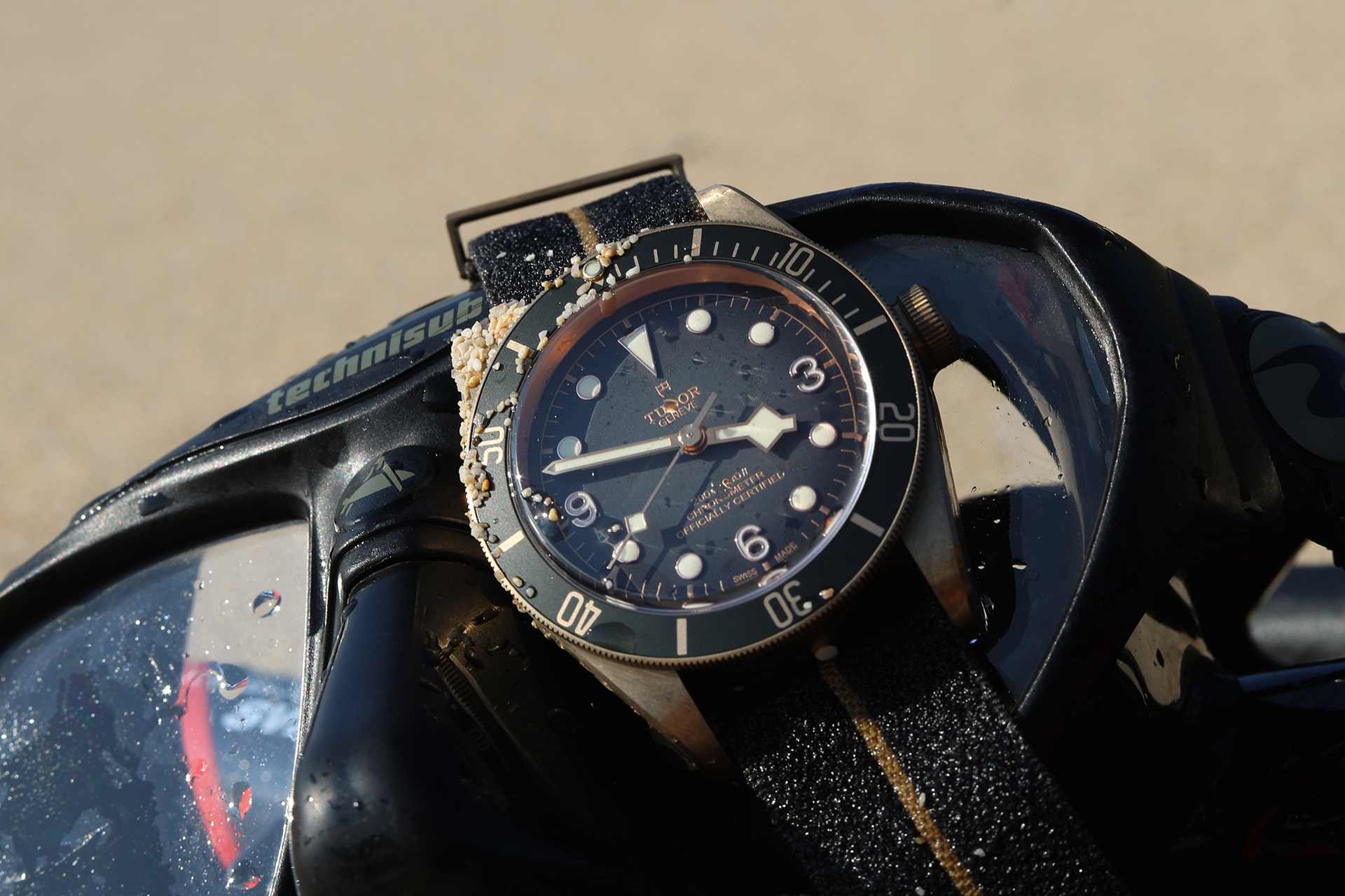 Tudor black bay store bronze slate gray