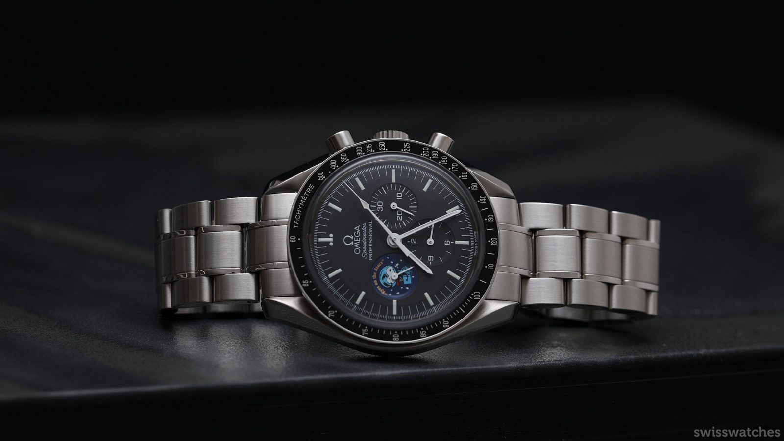 omega speedmaster moonwatch snoopy