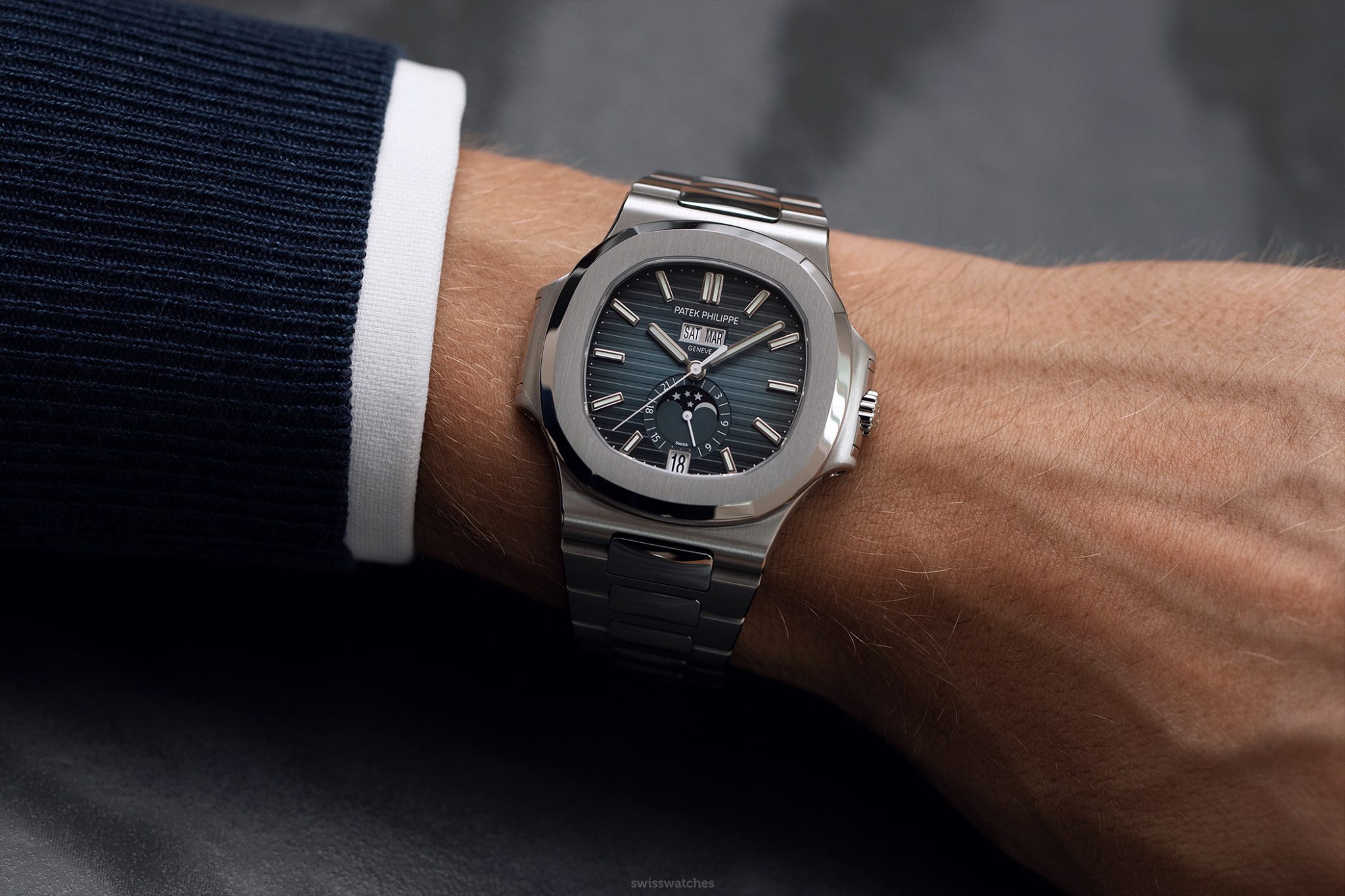 Patek-Philippe-Nautilus-5726-1A-Annual-Calendar-Wristshot