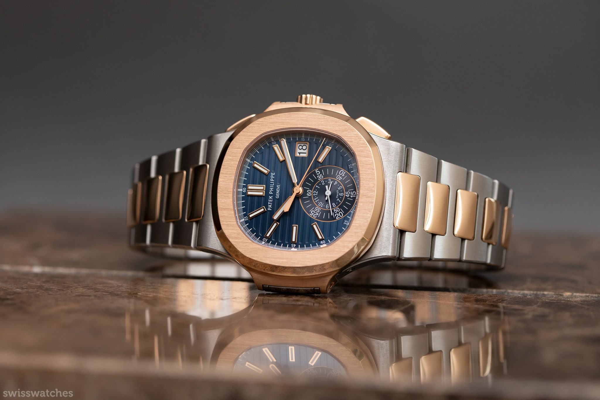 Patek Philippe Nautilus 5711/1R Watch In All Rose Gold Hands-On