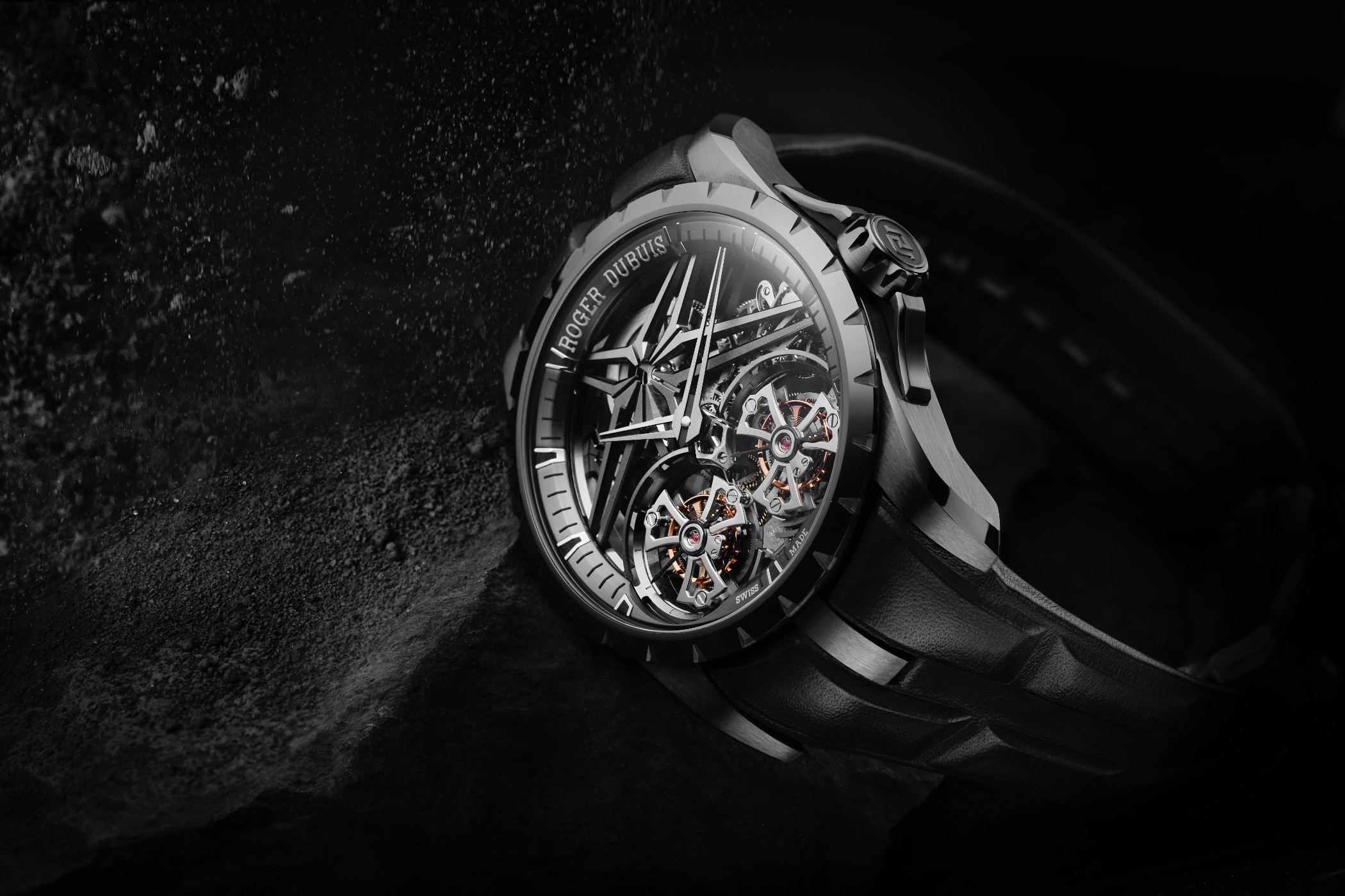 Roger Dubuis Excalibur Double Tourbillon und Monobalancier Black