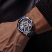 Louis-Vuitton-Voyager-Skeleton-in-Platinum-Ref-Q7EN1K-Wristshots-1