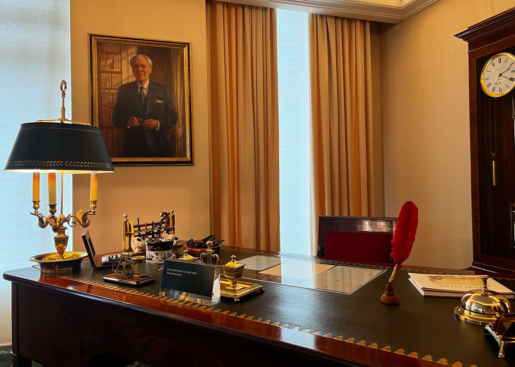 Philippe-Museum-Working-Desk-of-Henri-Stern-Patek