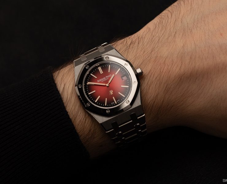 audemars-piguet-royal-oak-Jumbo-extra-thin-39mm-16202xt-titanium-bmg-on-the-wrist