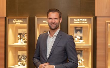wempe-weinstrasse-managing-director-marc-autmaring-standing