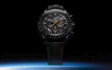 omega-speedmaster-dark-side-of-the-moon-apollo-8-310.92.44.50.01.001-frontal