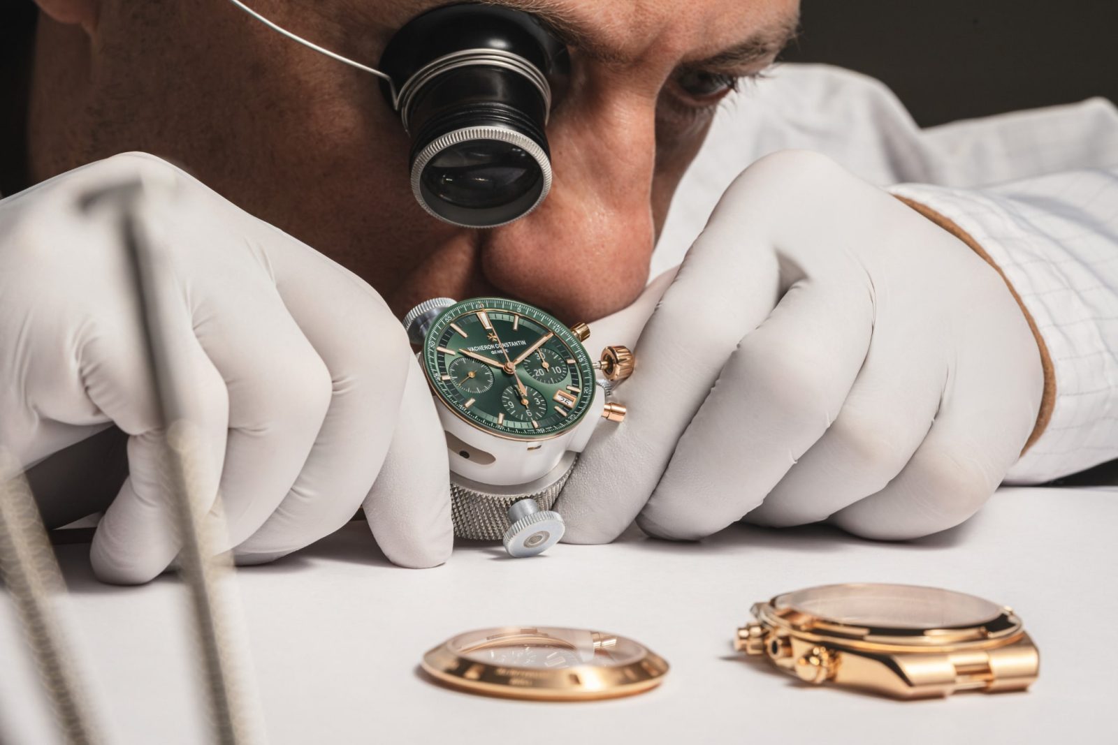 vacheron-constantin-overseas-green-5520V-210R-B966-savoir-faire