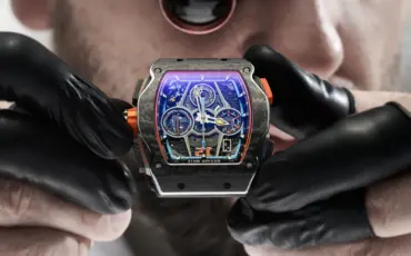 richard-mille-65-01-mclaren-w1-case-savoir-faire-frontal