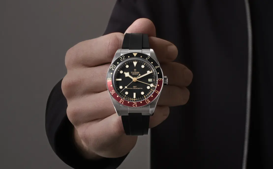 tudor-black-bay-58-gmt-ref-m7939g1a0nru-0001-dial-2