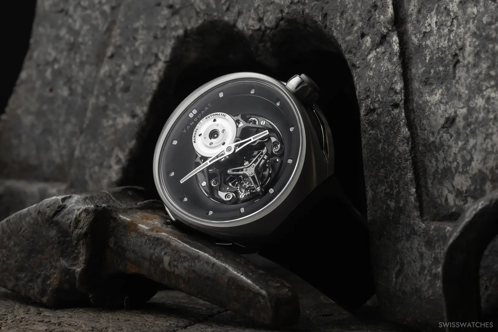 vanguart-orb-titanium-ref-11001-001-flying-tourbillon-dial