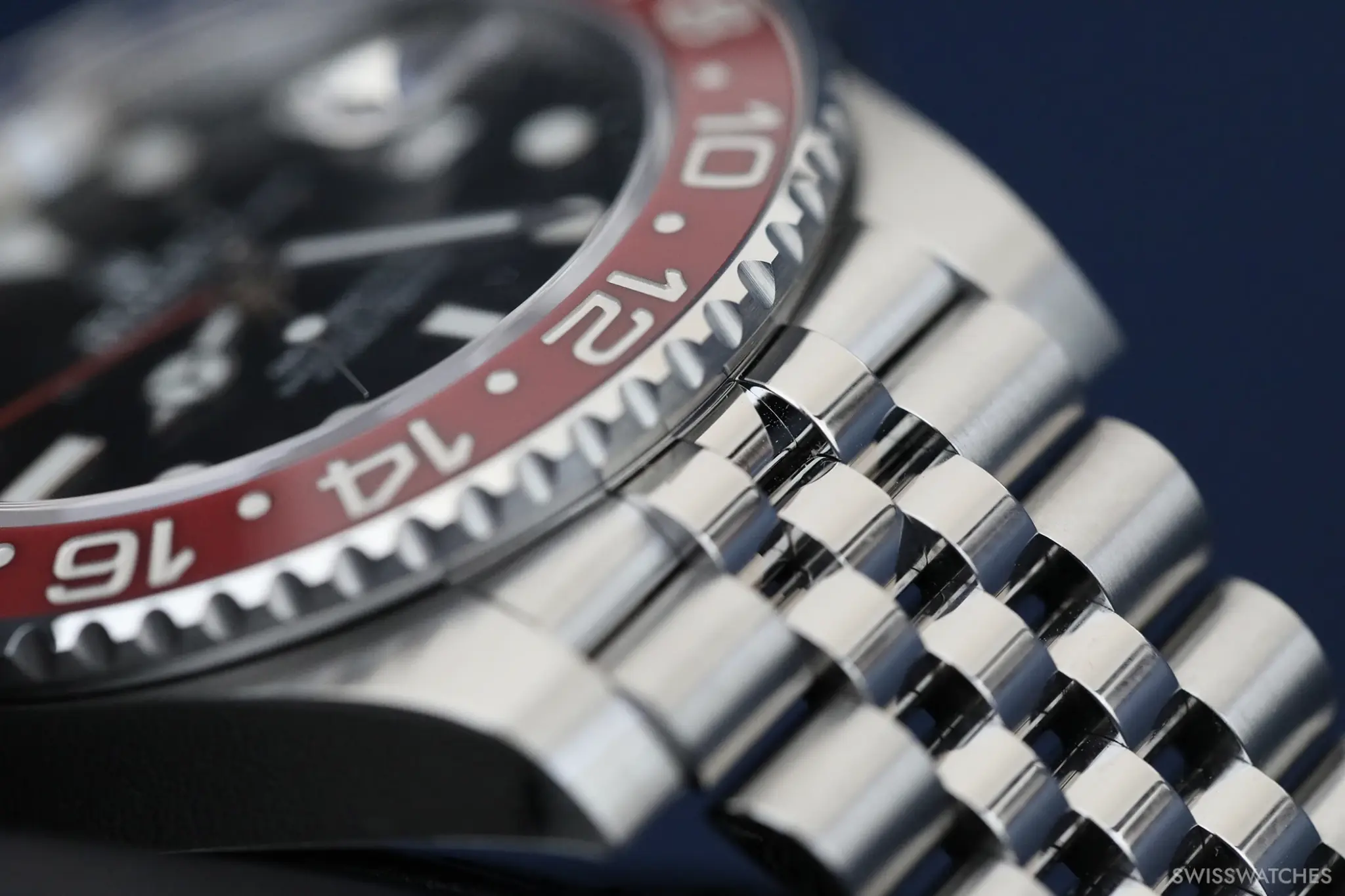 rolex-gmt-master-ii-ref-126710blro-pepsi-4