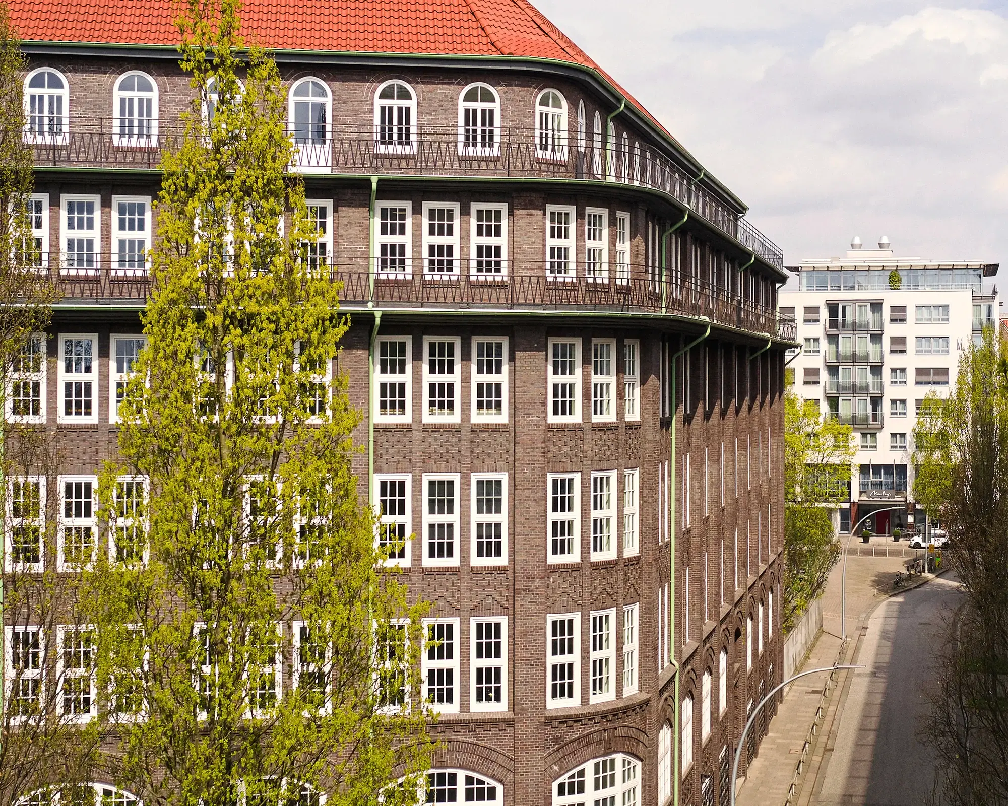 The Facade of the Wempe Kontorhouse Stubbenhuk